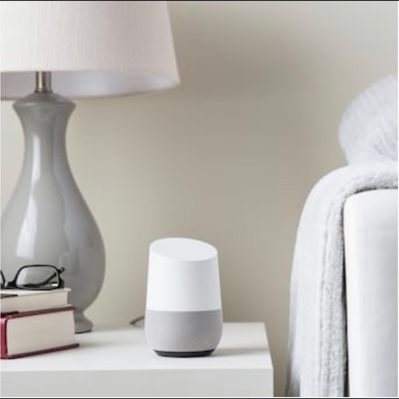 Google Home with Google Assistant - BRAND NEW - Picture 4 of 5